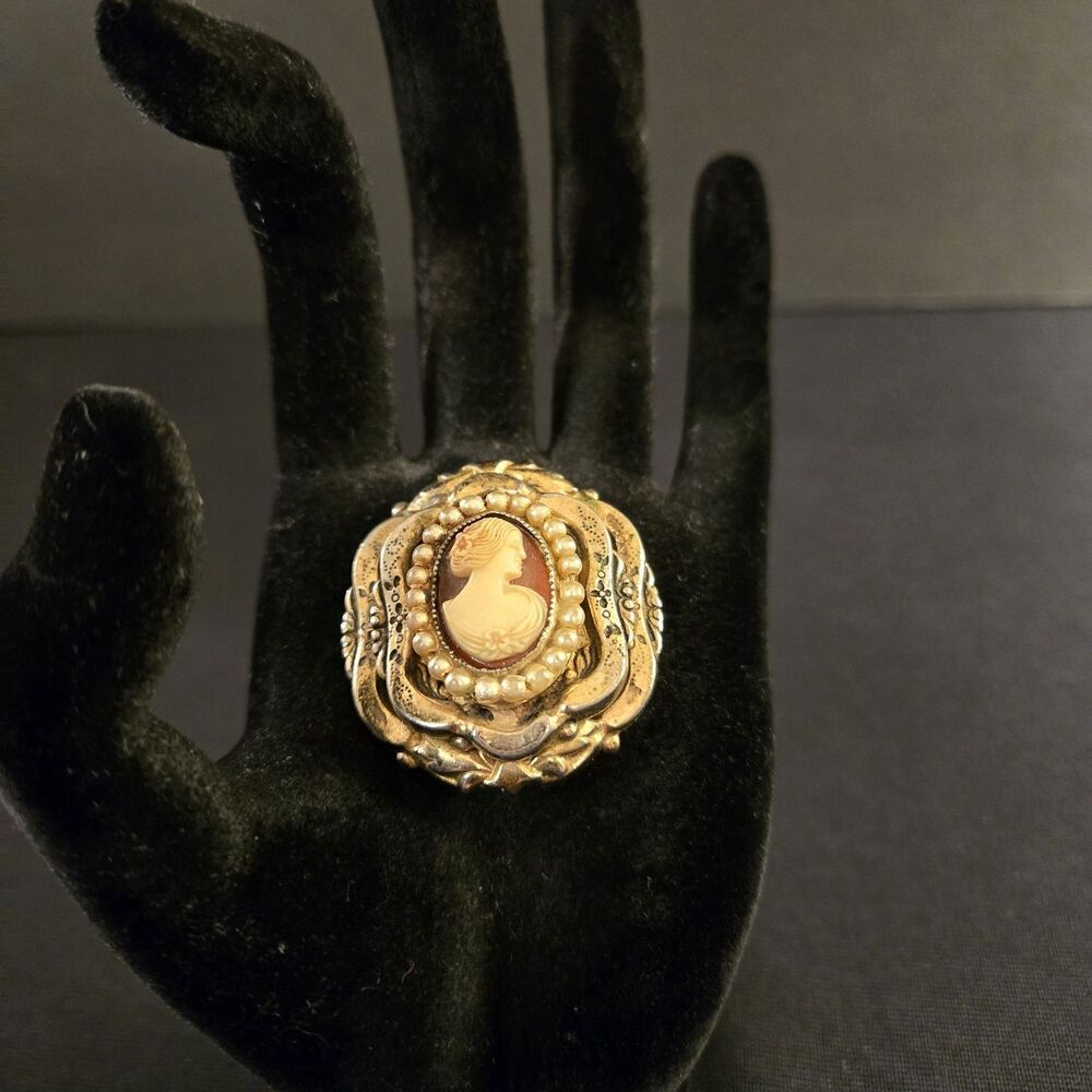VTG Gold Tone Coro Cameo Brooch Pearls Signed Victorian Layered Renaissance